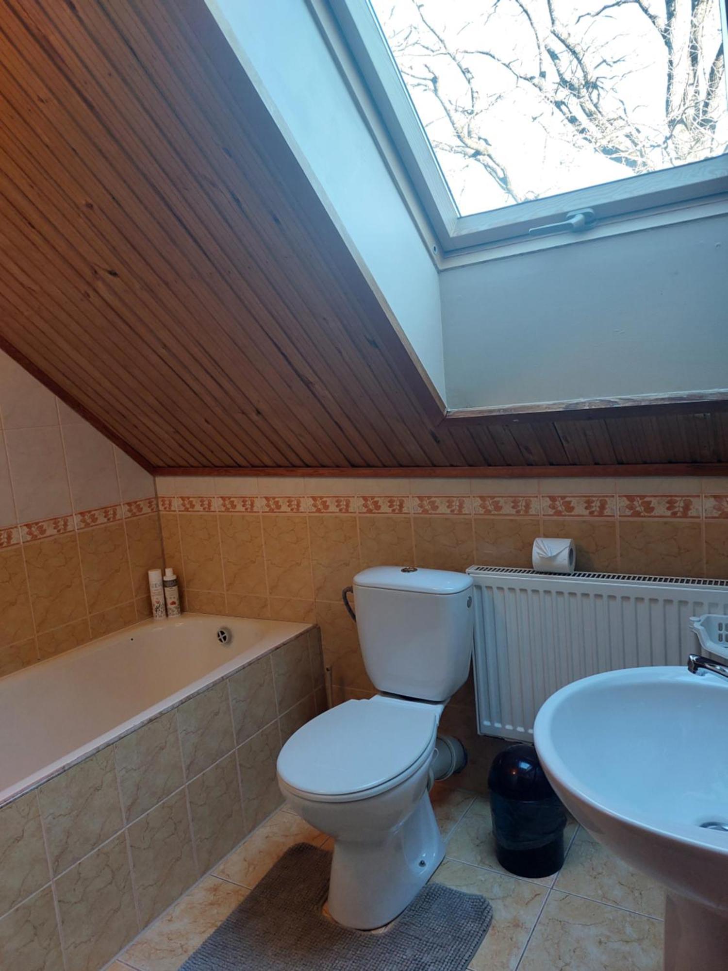 Asmonienes Sveciu Namai "Senoji Mokyklele" Hotel Smalininkai Luaran gambar