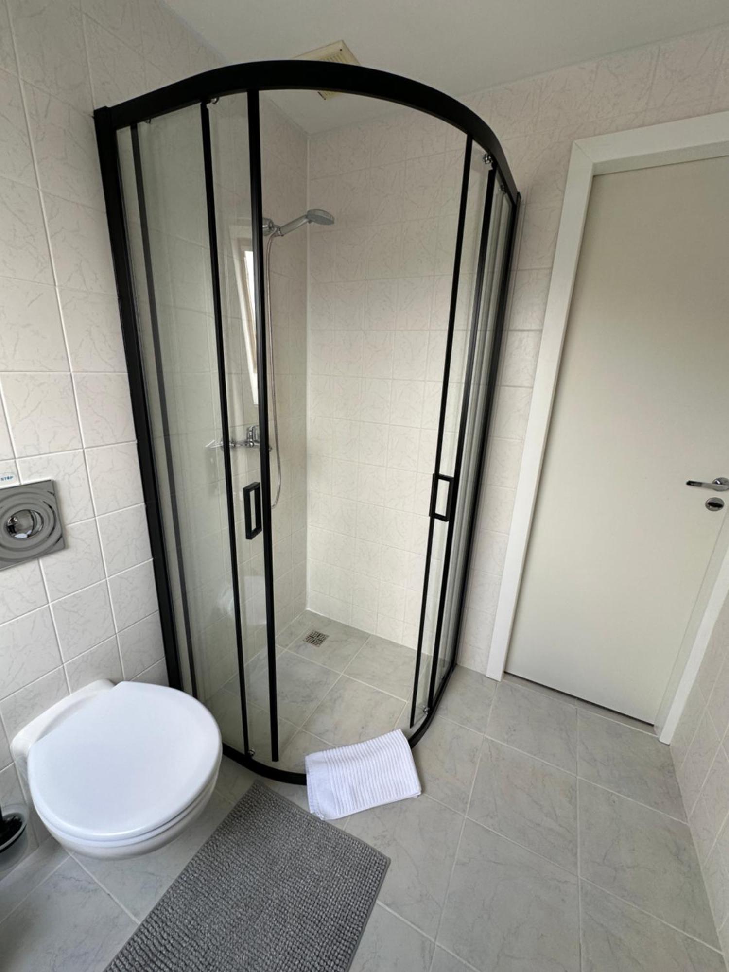 Asmonienes Sveciu Namai "Senoji Mokyklele" Hotel Smalininkai Luaran gambar