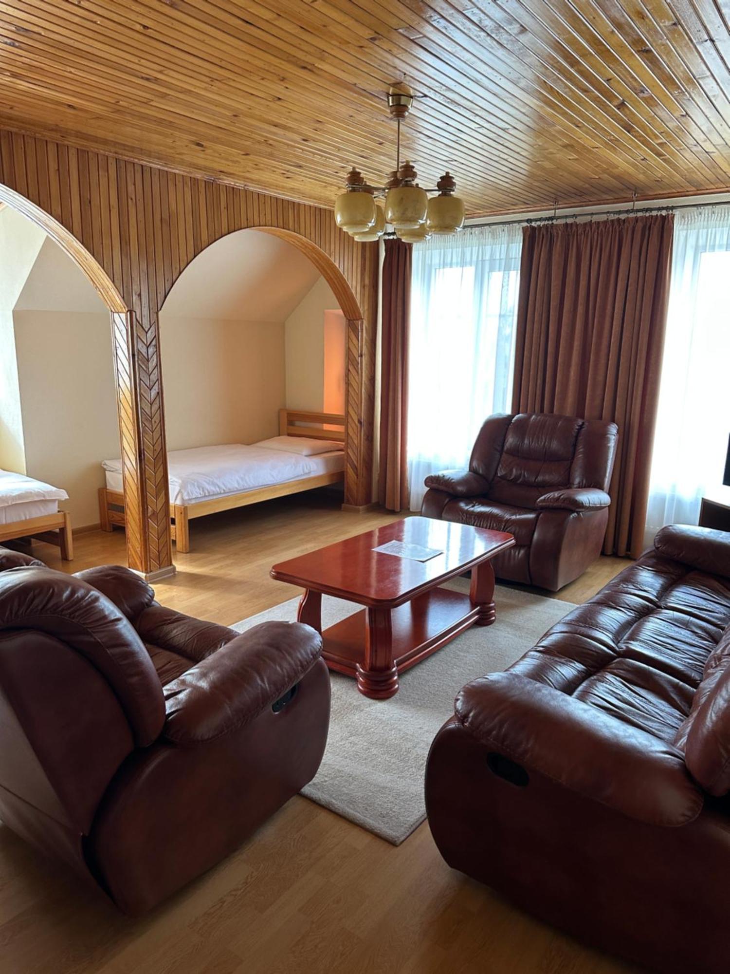 Asmonienes Sveciu Namai "Senoji Mokyklele" Hotel Smalininkai Luaran gambar